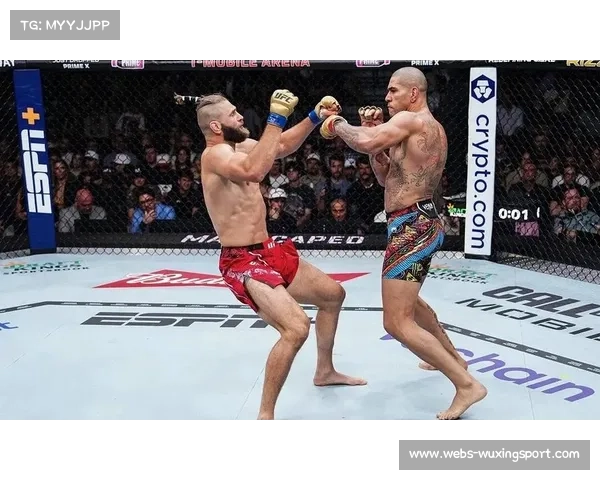 佩雷拉或将推迟卫冕,重心转向重量级超级对决 佩雷拉或将推迟卫冕,重心转向重量级超级对决