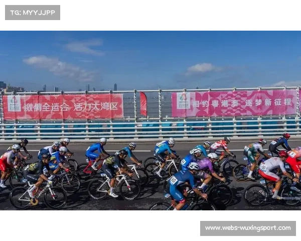 全运会首次跨境马拉松开跑，港珠澳大桥启用无感通关